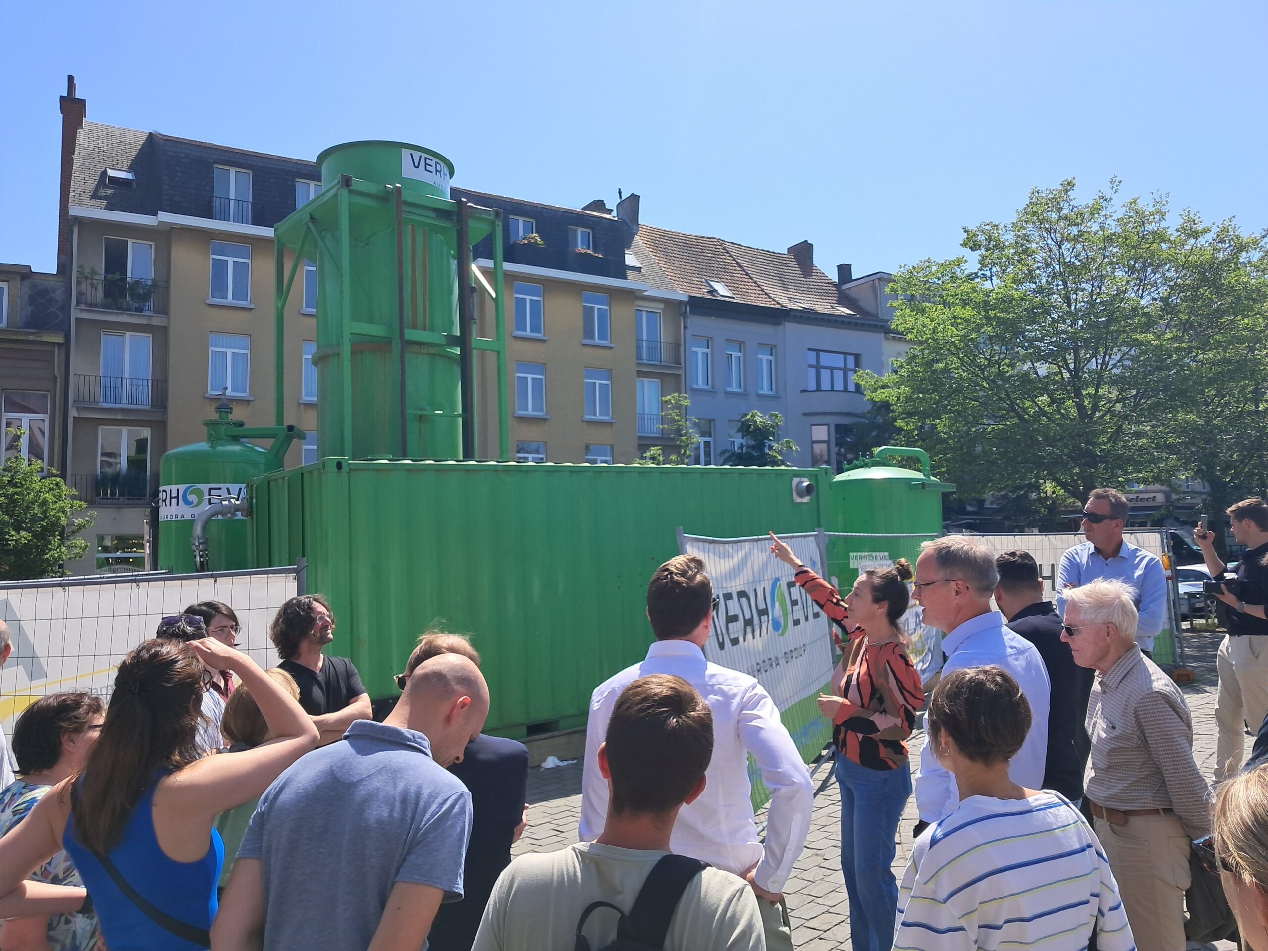 Minister Jo Brouns visited a soil remediation site operated by Verhoeve Belgium